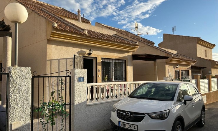 Revente - Detached House / Villa - Ciudad Quesada