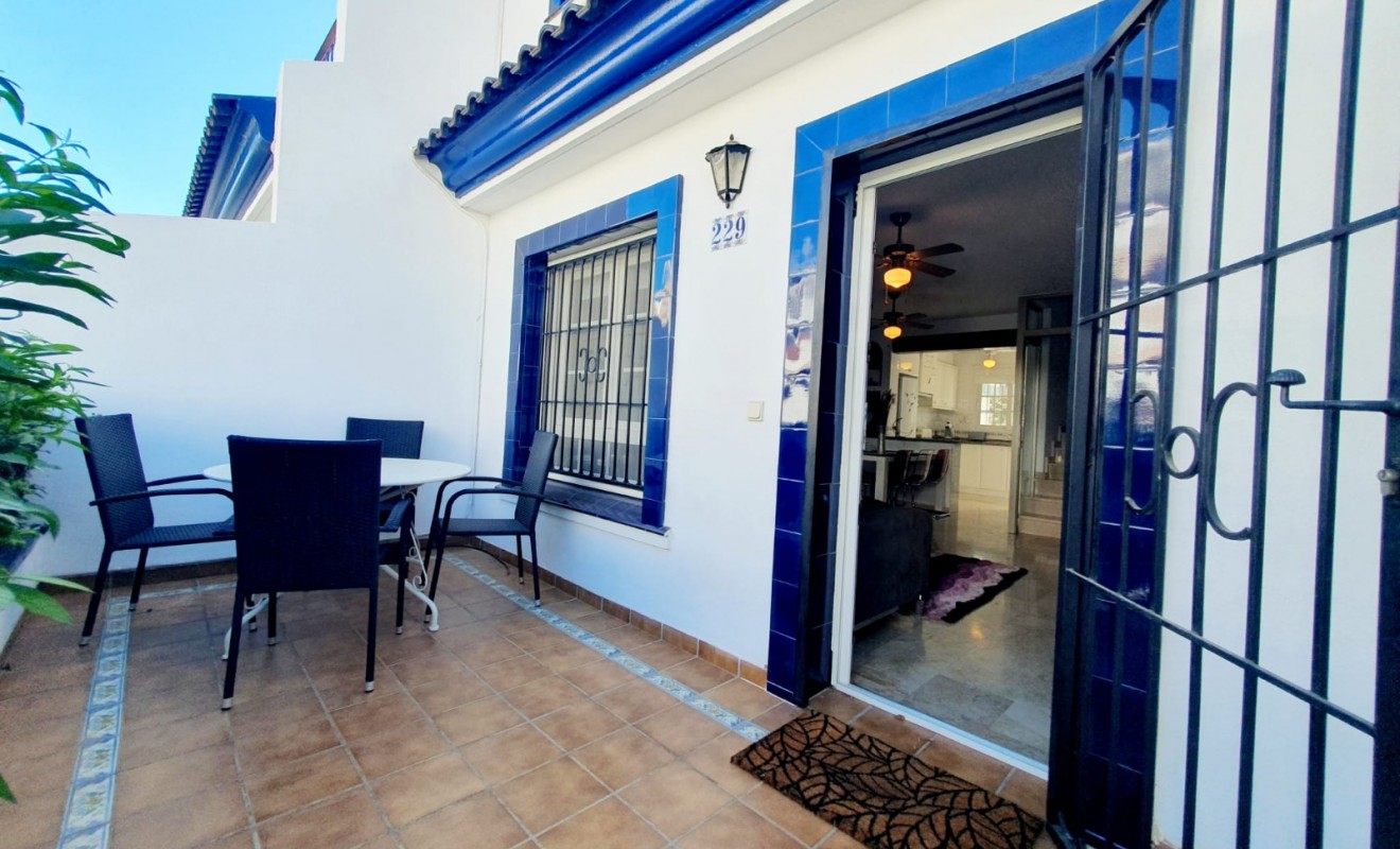 Sale - Townhouse - Orihuela Costa - Los Dolses