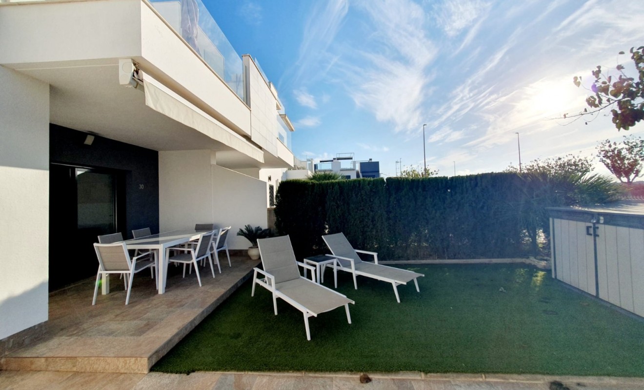 Sale - Apartment / flat - Pilar de la Horadada