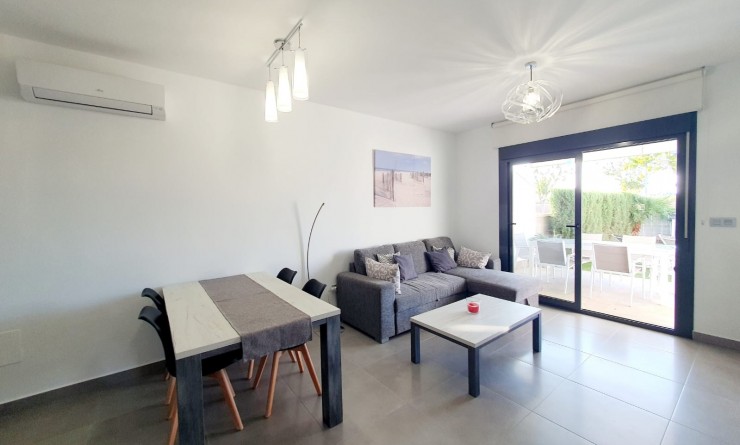 Sale - Apartment / flat - Pilar de la Horadada