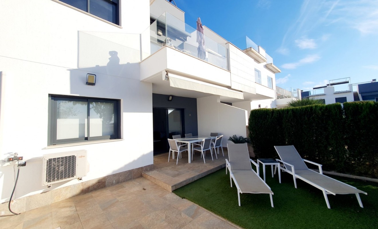 Sale - Apartment / flat - Pilar de la Horadada