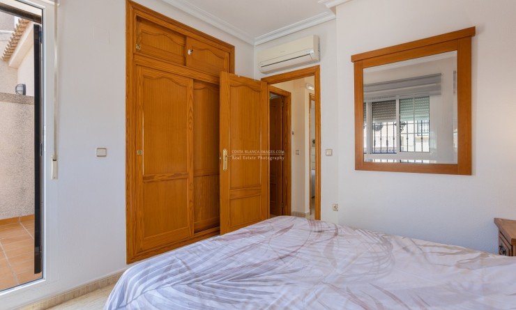 Wederverkoop - Semi - Detached Villa - Guardamar del Segura - Urb el raso