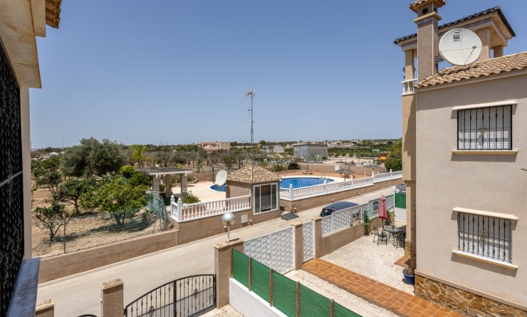 Wederverkoop - Semi - Detached Villa - Guardamar del Segura - Urb el raso