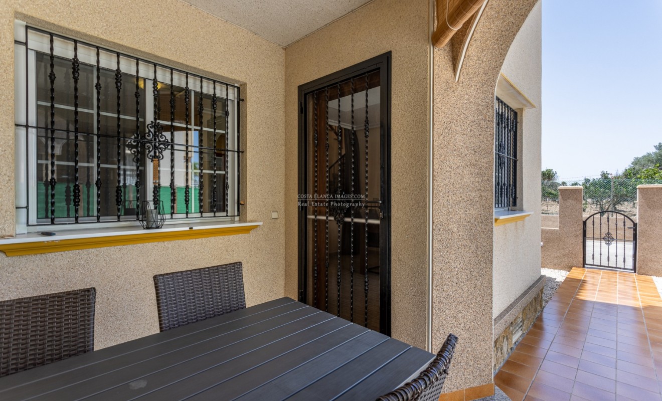 Wederverkoop - Semi - Detached Villa - Guardamar del Segura - Urb el raso