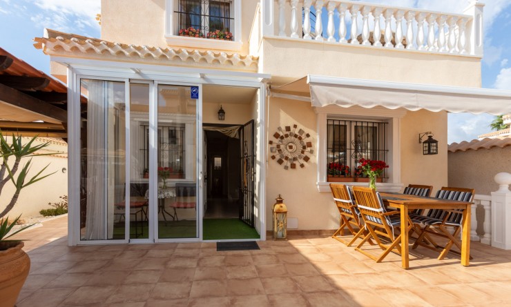 Wederverkoop - Chalet - Orihuela Costa - Playa Flamenca