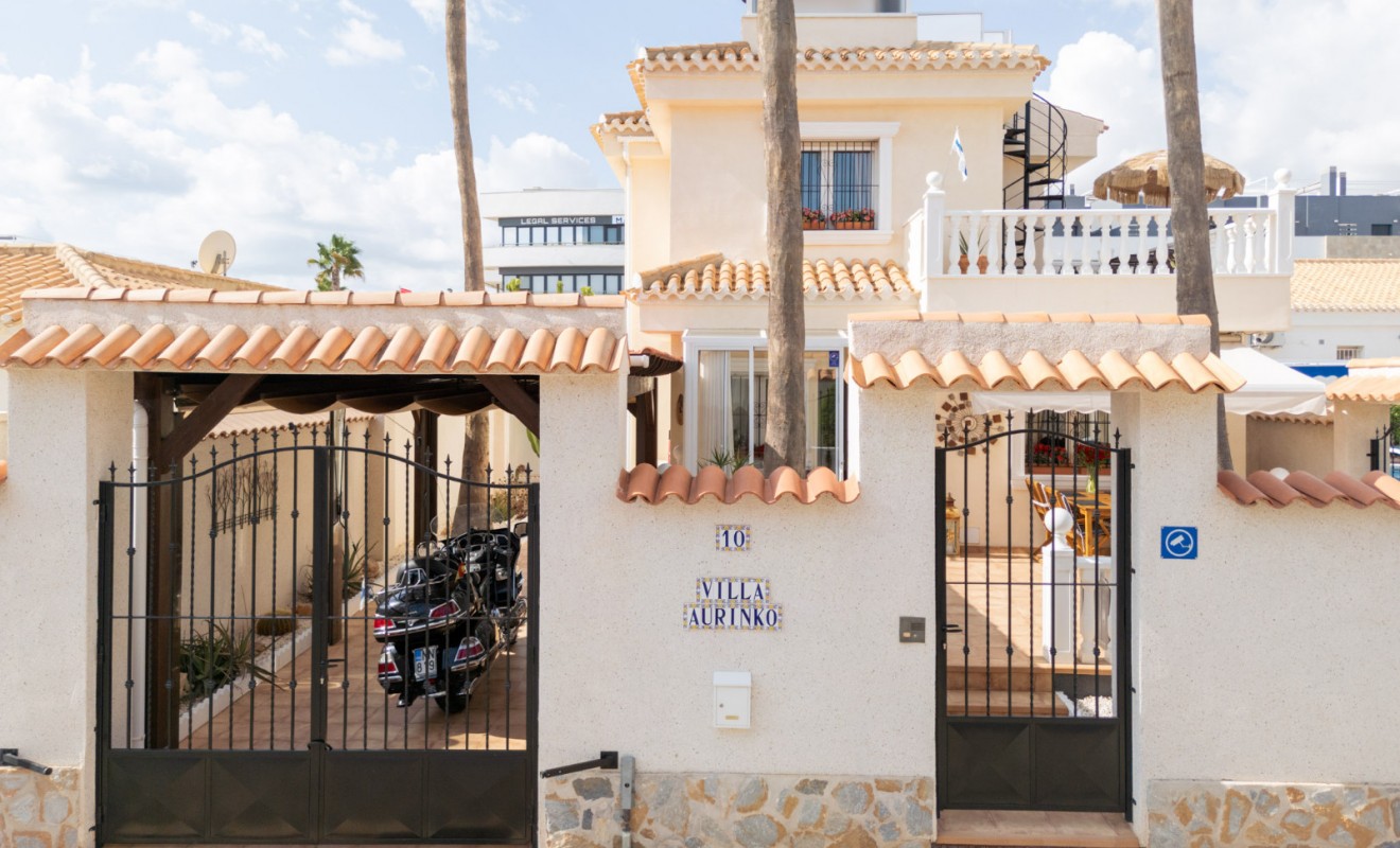 Wederverkoop - Chalet - Orihuela Costa - Playa Flamenca