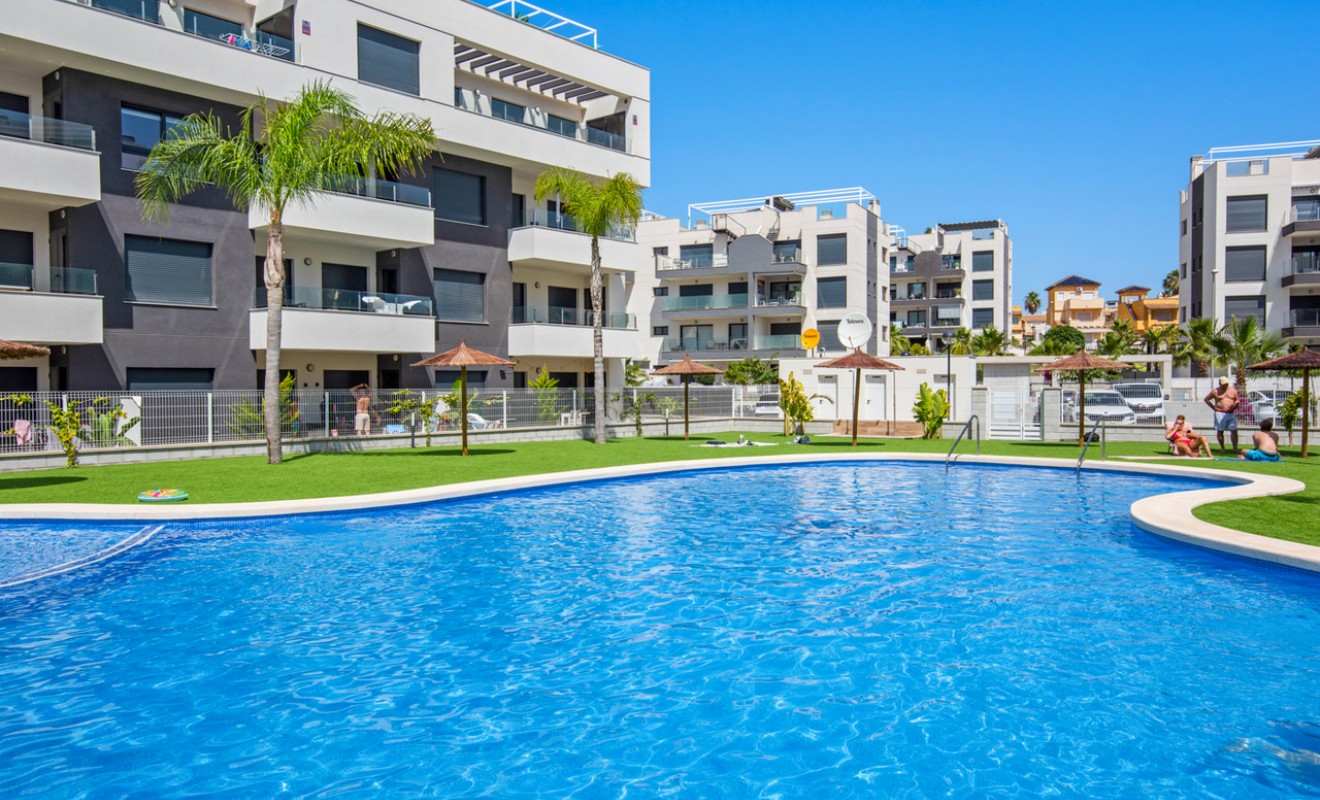 Sale - Apartment - Villamartín