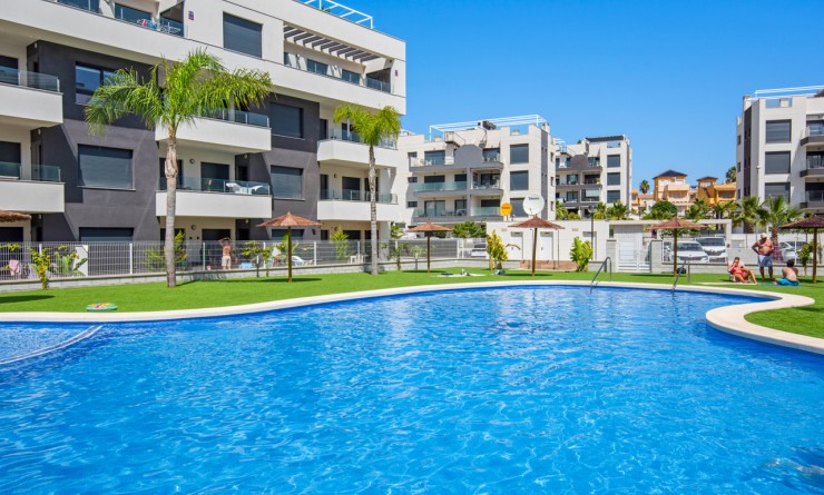 Sale - Apartment - Villamartín