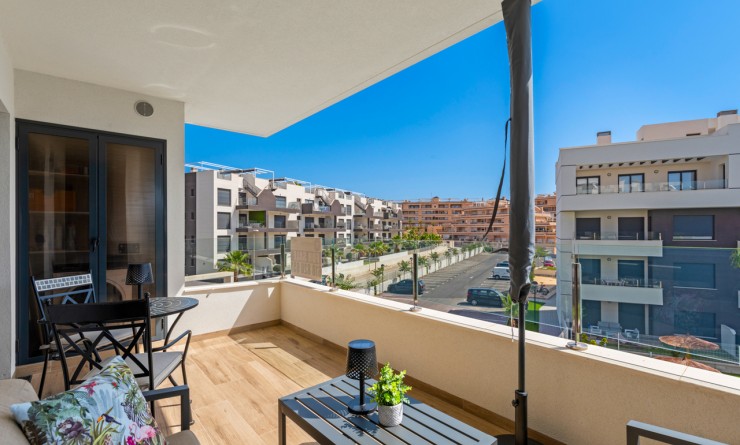 Sale - Apartment - Villamartín