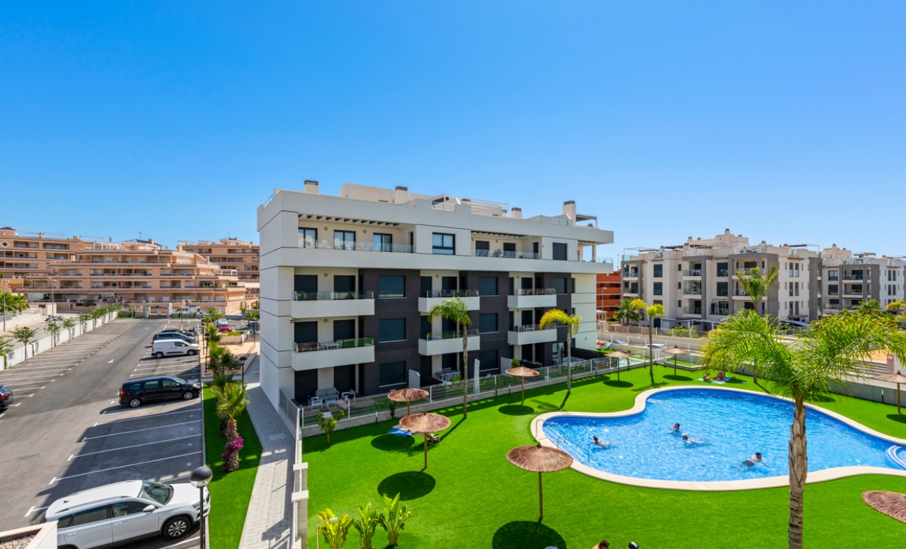 Sale - Apartment - Villamartín