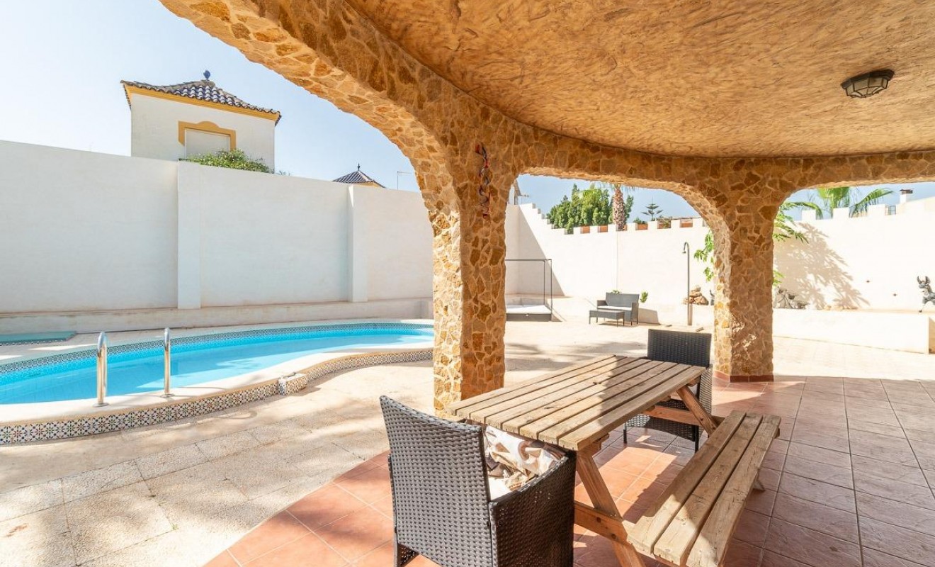 Wederverkoop - Villa - Torrevieja - Los altos