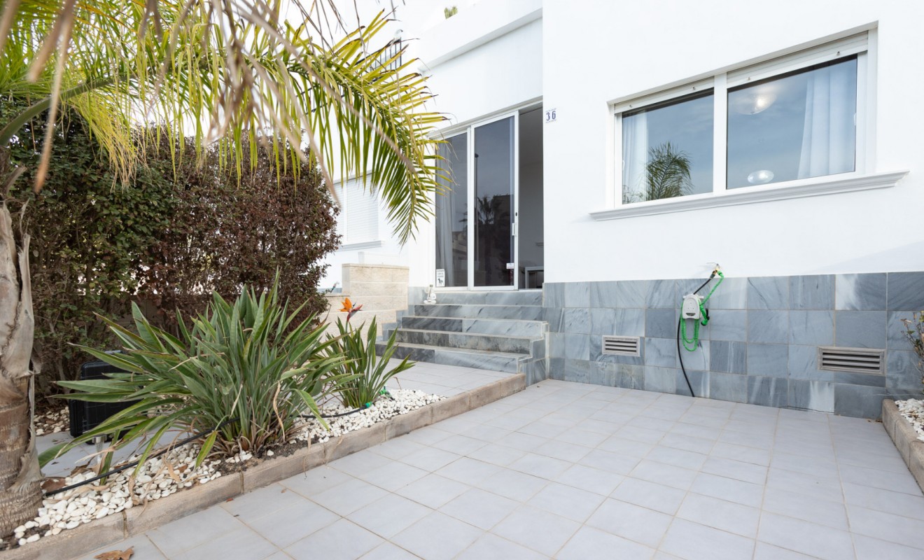 Wederverkoop - Semi-Detached - Torrevieja - Aguas Nuevas