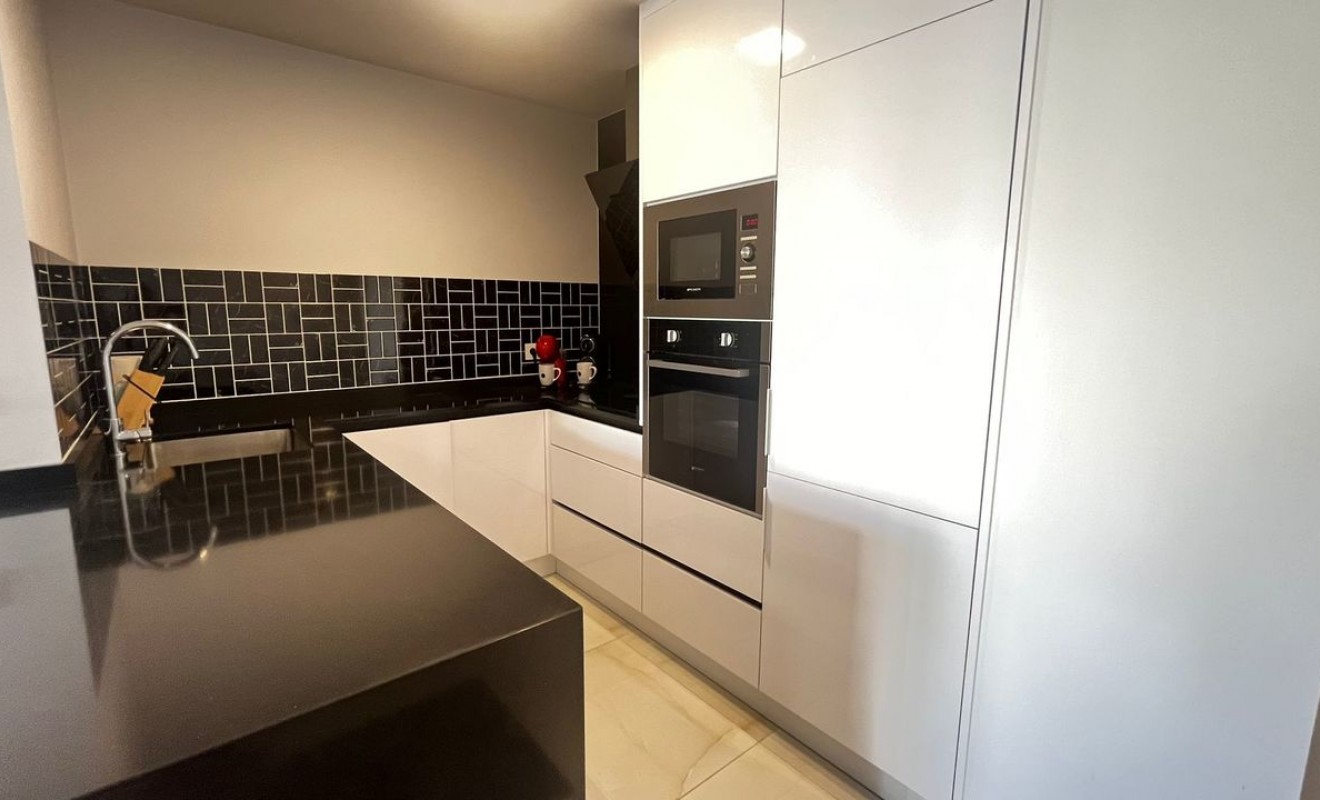 Sale - Apartment - Los Altos