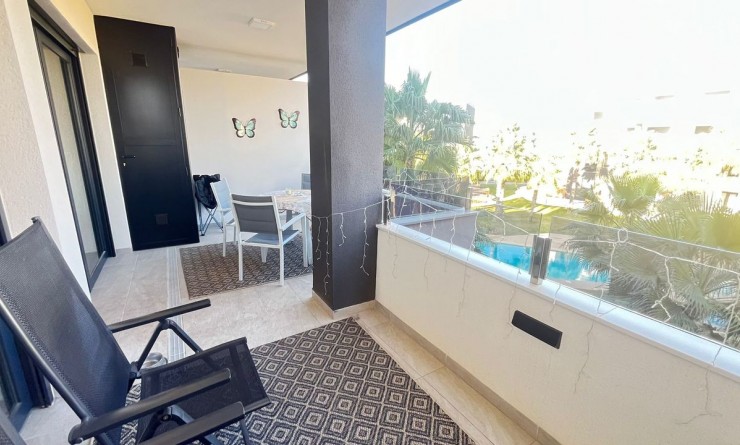 Sale - Apartment - Los Altos