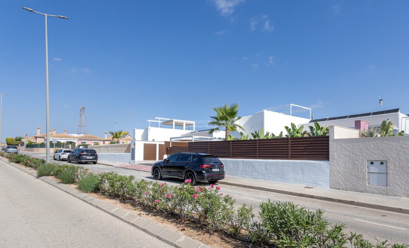 Wederverkoop - House - Detached Villa - Los Montesinos - Los Montesinos - Urb. La Herrada