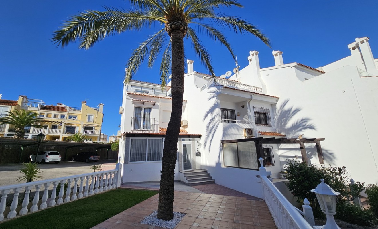 Wederverkoop - Herenhuis - La Mata