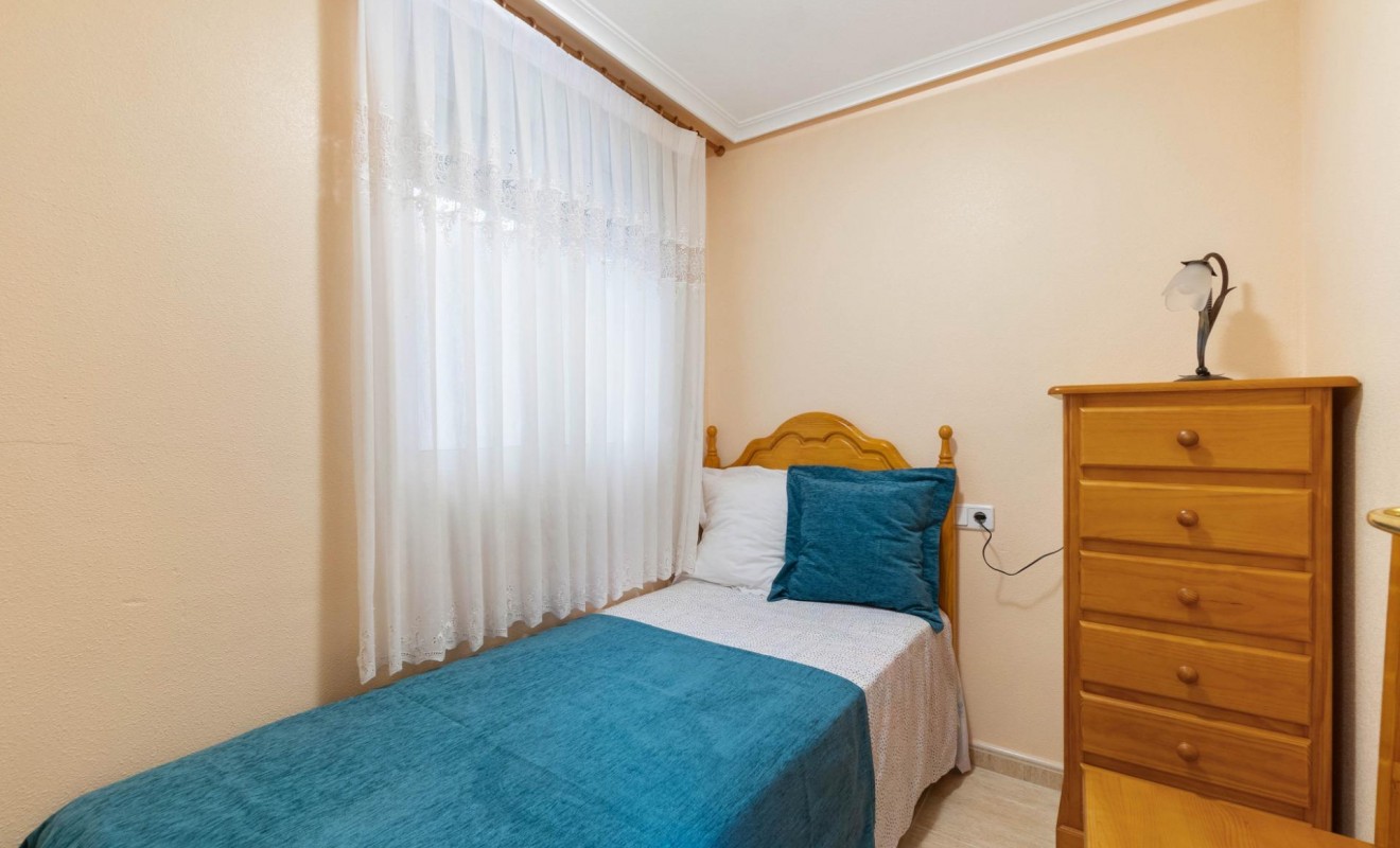 Sale - Apartment - Torrevieja - Estacion de autobuses