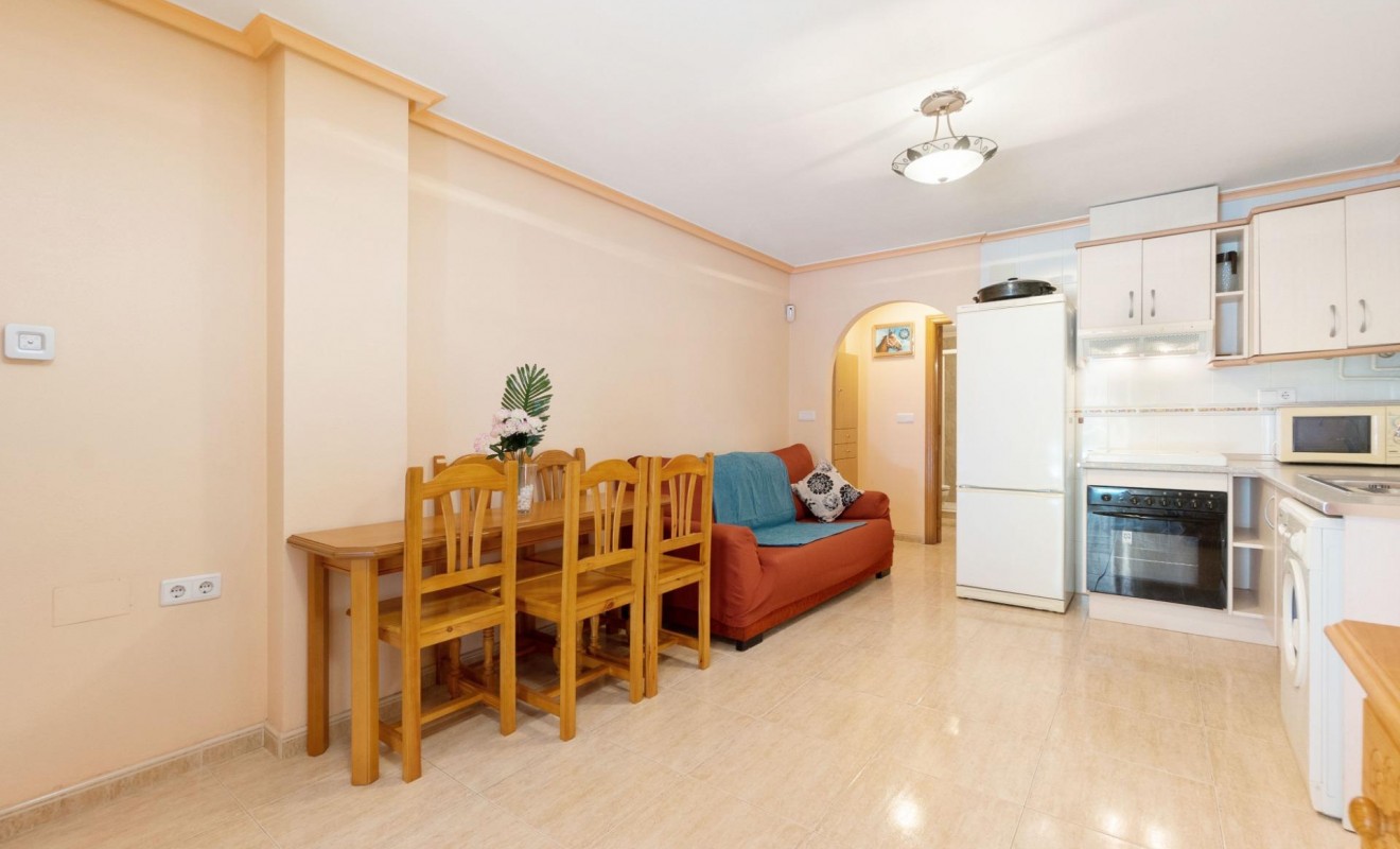 Sale - Apartment - Torrevieja - Estacion de autobuses