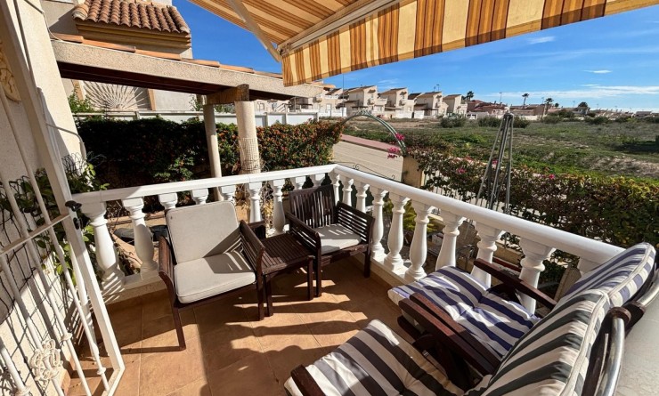 Revente - Detached House / Villa - Ciudad Quesada