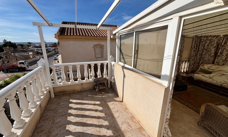 Revente - Detached House / Villa - Ciudad Quesada