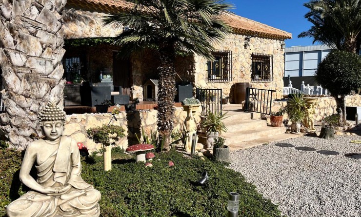 Sale - Country house - Fortuna