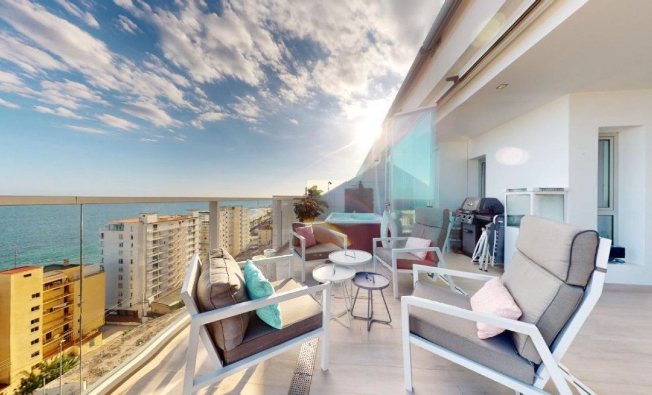 Sale - Apartment - Villajoyosa