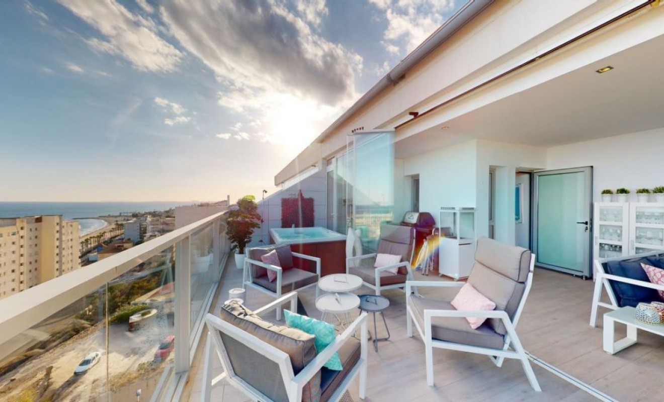 Sale - Apartment - Villajoyosa