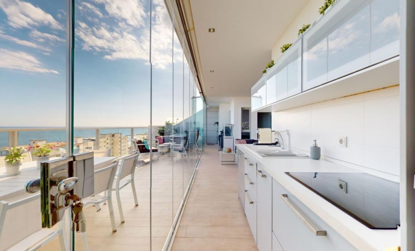 Sale - Apartment - Villajoyosa