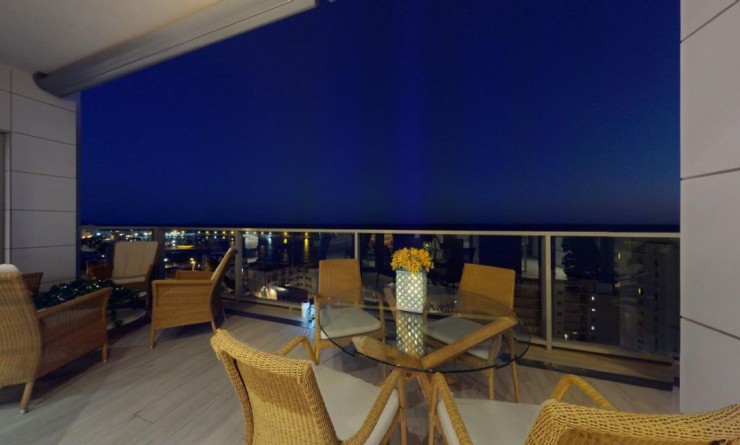 Sale - Apartment - Villajoyosa