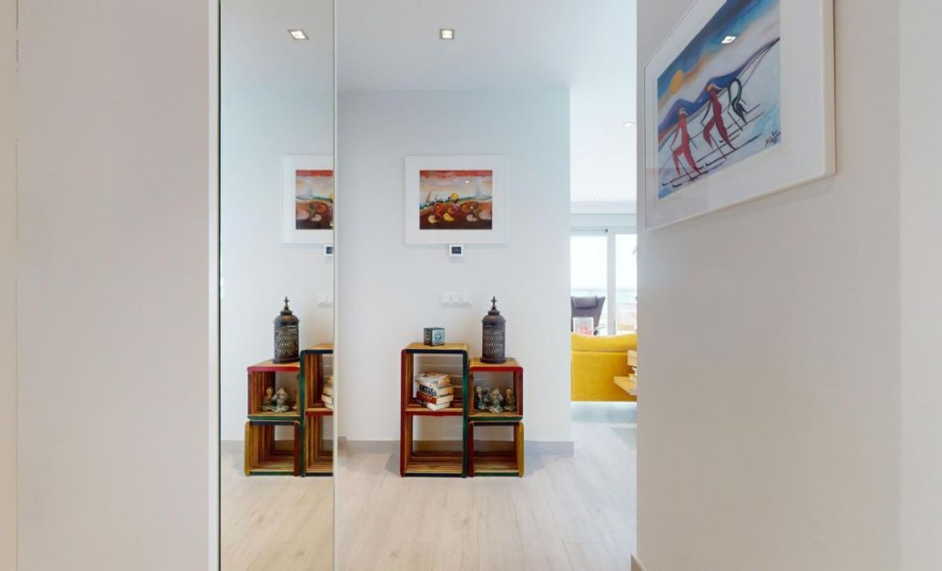 Sale - Apartment - Villajoyosa