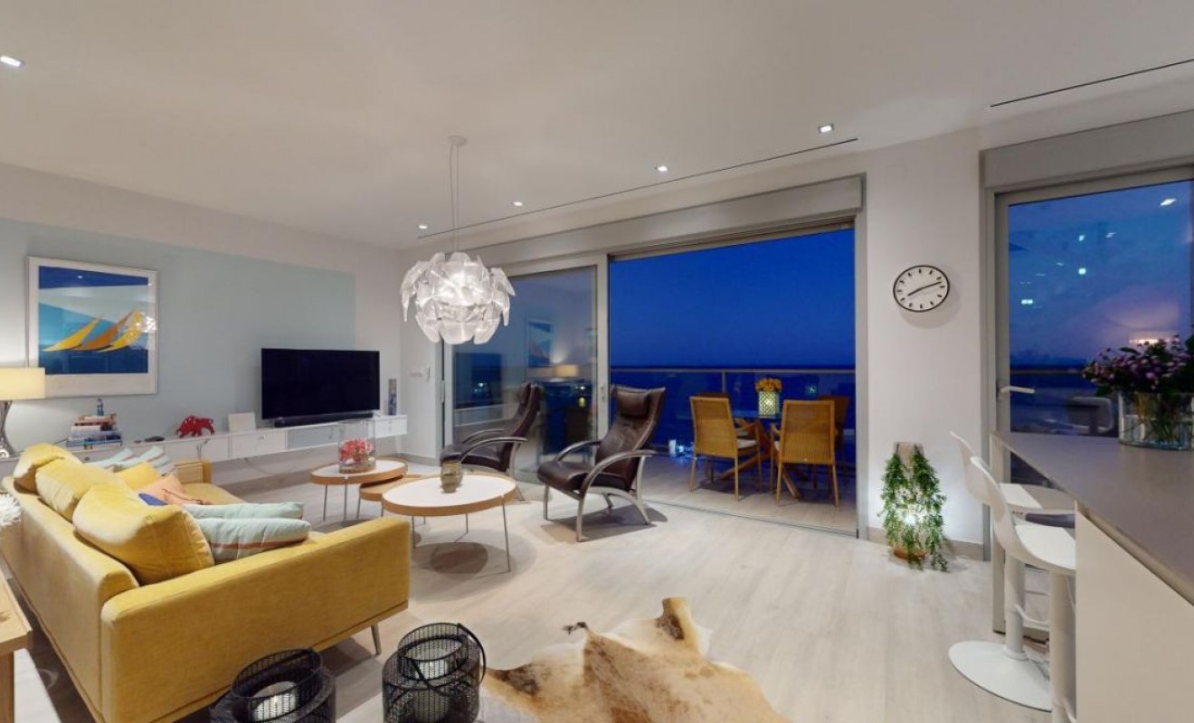 Sale - Apartment - Villajoyosa