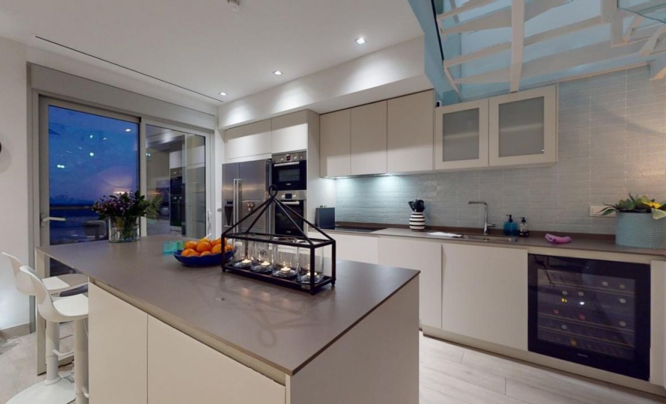 Sale - Apartment - Villajoyosa