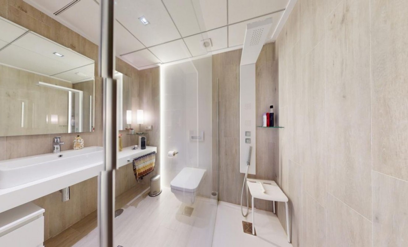 Sale - Apartment - Villajoyosa