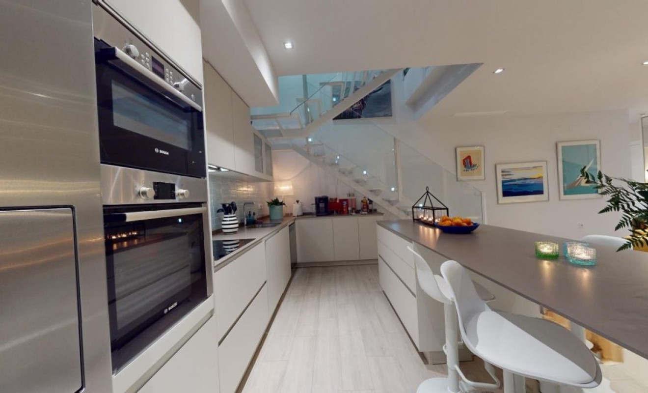 Sale - Apartment - Villajoyosa