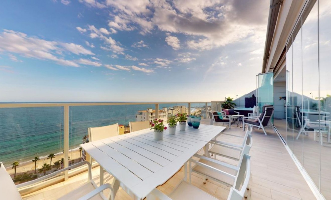 Sale - Apartment - Villajoyosa