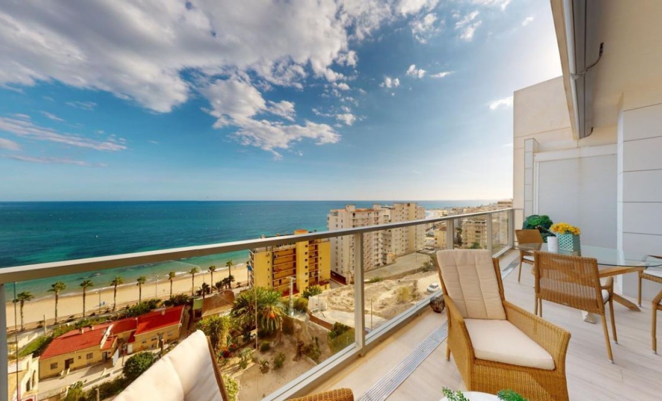 Sale - Apartment - Villajoyosa