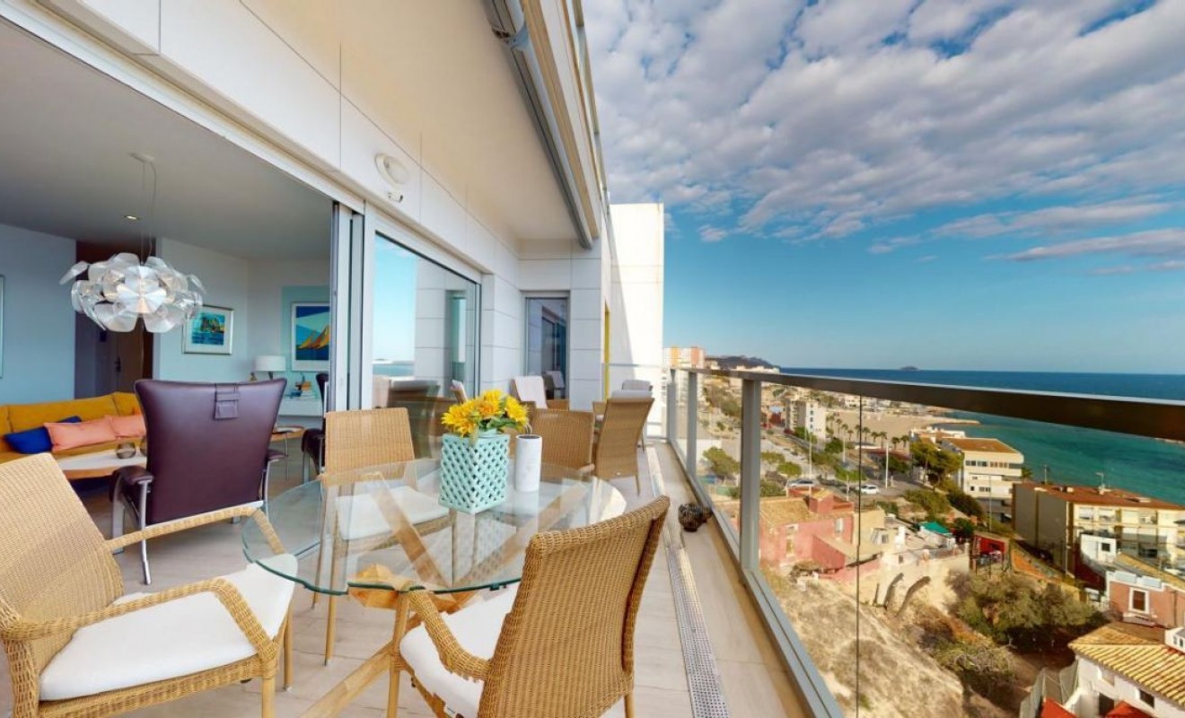 Sale - Apartment - Villajoyosa