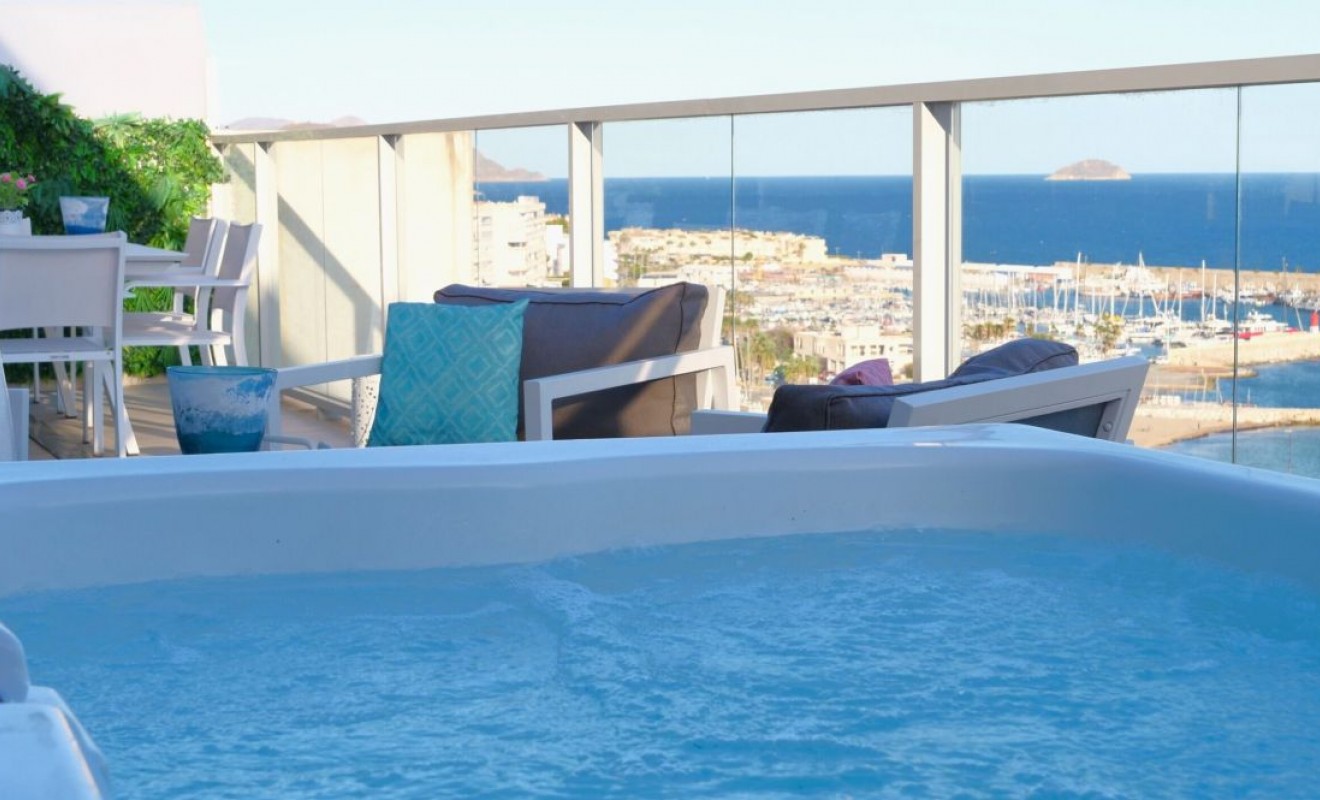 Sale - Apartment - Villajoyosa