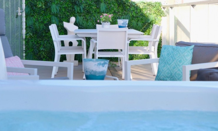 Sale - Apartment - Villajoyosa