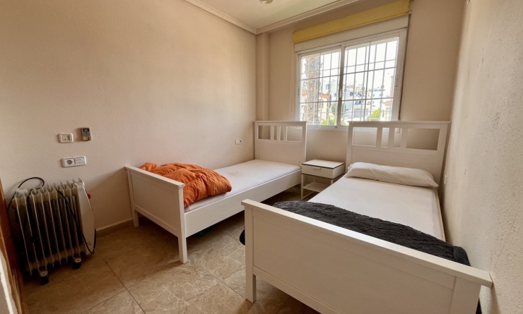 Sale - Villa - La Zenia