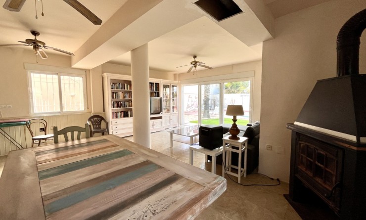 Sale - Villa - La Zenia