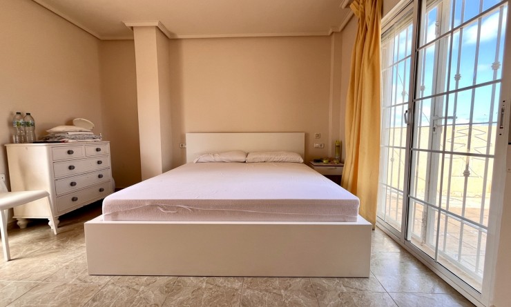 Sale - Villa - La Zenia