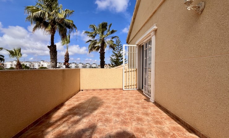 Sale - Villa - La Zenia