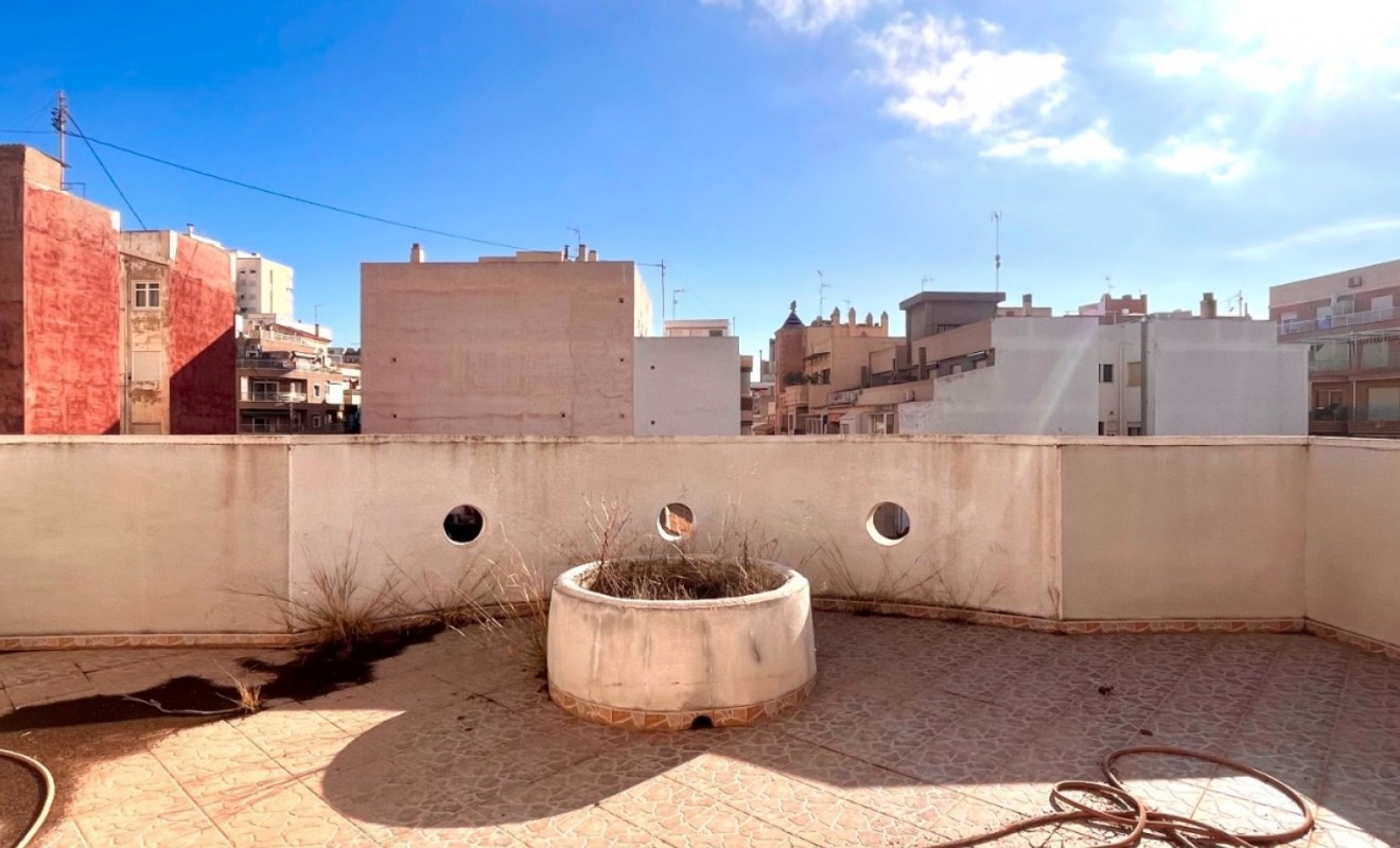 Sale - Commercial - Torrevieja - Playa del Cura