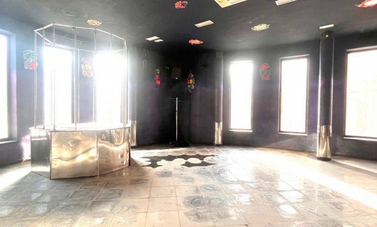 Sale - Commercial - Torrevieja - Playa del Cura