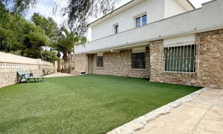 Sale - Detached villa - Orihuela Costa - La Zenia