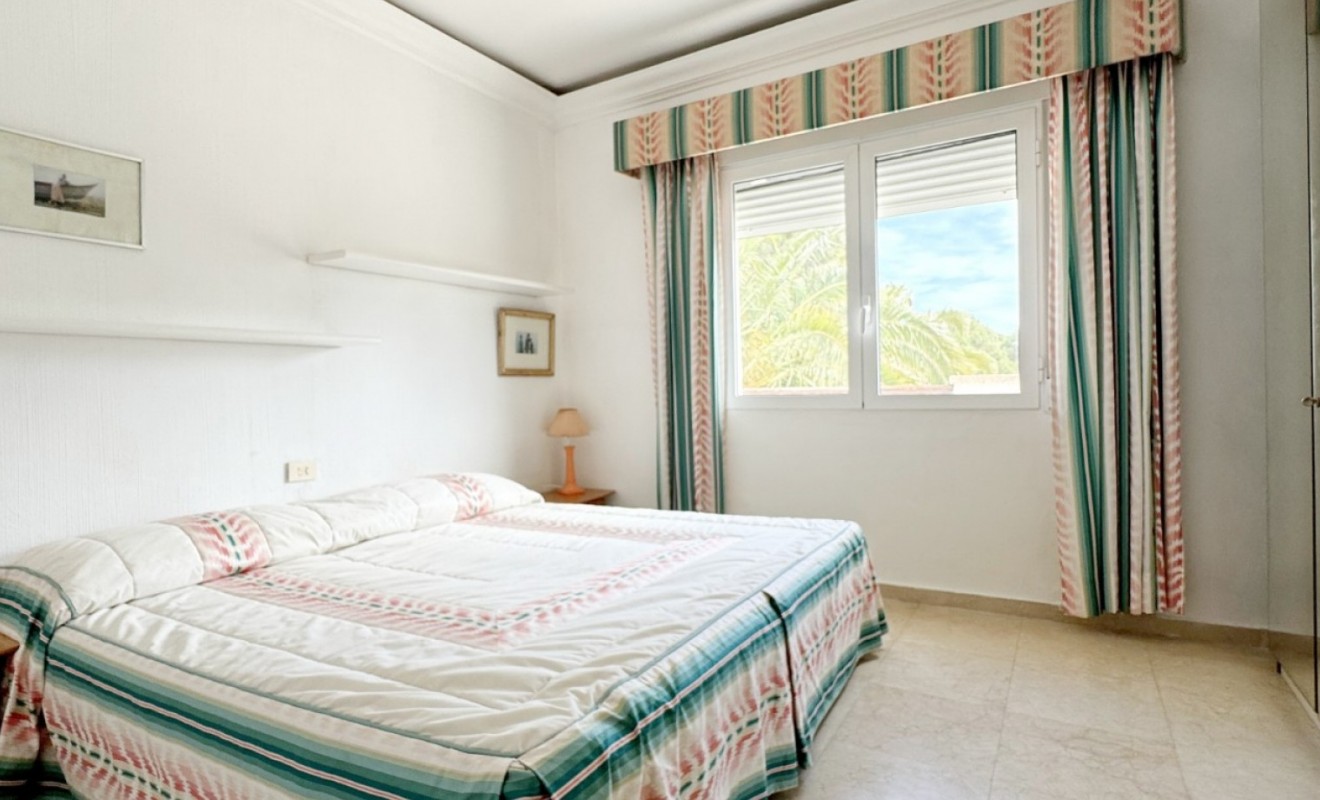 Sale - Detached villa - Orihuela Costa - La Zenia