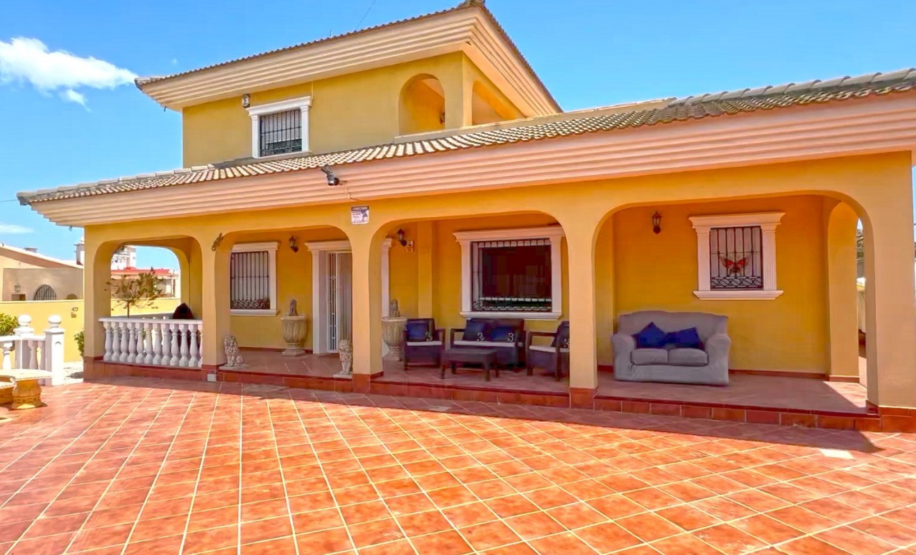 Revente - Detached villa - Torrevieja - Los Balcones - Los Altos del Edén
