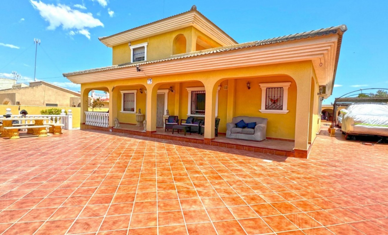 Revente - Detached villa - Torrevieja - Los Balcones - Los Altos del Edén