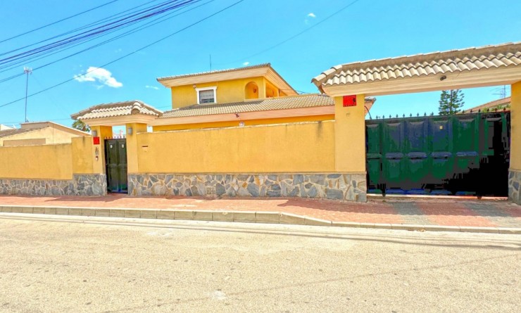 Revente - Detached villa - Torrevieja - Los Balcones - Los Altos del Edén